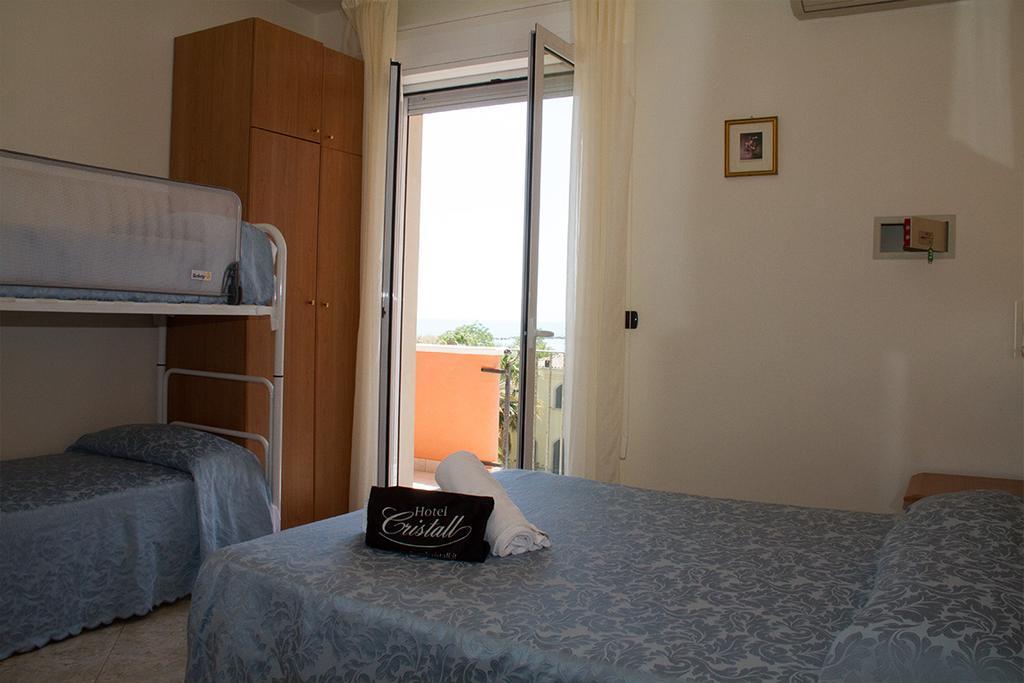 Hotel Cristall 3*
